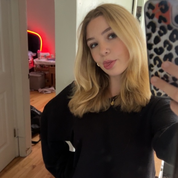 Meet your Posher, Meka - Picture 1 of 1